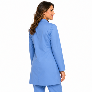Blouse de laboratoire bleue pour femme, col à revers, boutonnée, poche poitrine, uniforme d'hôpital, coton et polyester tissés - Product Image 4