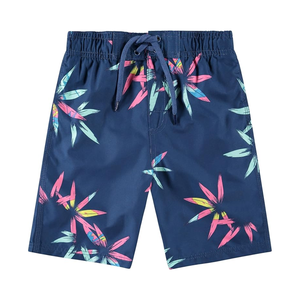 Maillot de bain imprimé par sublimation de sport personnalisé respirant à séchage rapide avec short de plage à cordon de serrage et doublure en maille - Product Image 4