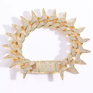 Collar de Cadena Cubana Brillante con Diamantes de Moissanita, Joyería Hip Hop con un Atractivo Estilo Urbano de la India - Product Image 3