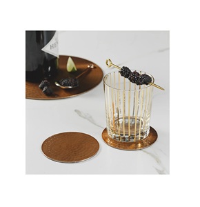 Ensemble de 4 sous-verres en cuivre faits à la main de qualité supérieure, design martelé, en cuivre pur, utilisé pour les produits Offre Spéciale - Product Image 1