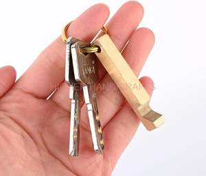 Porte-clés en laiton massif ouvre-bouteille avec porte-clés Bar cadeaux pour hommes mari métal porte-clés approvisionnement - Product Image 4