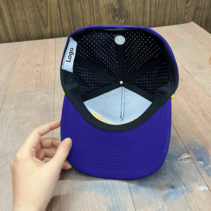 Gorras de béisbol Sombreros con logotipo personalizado Sombreros y gorras de golf de 5 paneles Tela polivinílica impermeable Gorra con agujeros cortada con láser para hombre y mujer - Product Image 4