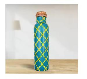 Bouteille d'eau en cuivre écologique durable faite à la main, design vert floral, personnalisable pour une utilisation bouillante, cadeaux d'entreprise pour le bureau et la maison - Product Image 3