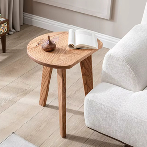 Table basse en chêne en forme de D, mobilier scandinave, table basse, pieds robustes - Product Image 1