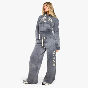 2025 sweats à capuche de détresse gris à la mode et pantalons de survêtement à jambes larges ensemble de lavage à l'acide vêtements de détente confortables pour une sortie décontractée et une relaxation - Product Image 1