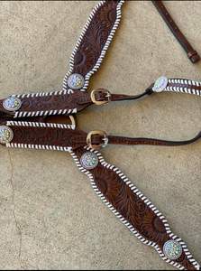 Ensemble de clous en cuir Western fabriqués à la main bride décorative et collier de poitrine pour chevaux et cavaliers de performance à vendre - Product Image 4