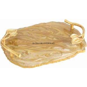 Plateau de service de pièce maîtresse de table en métal plaqué or de haute qualité à texture martelée élégante avec poignées de signalisation Infinity - Product Image 6