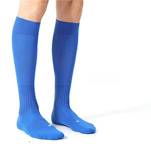 Calcetines de fútbol de moda con diseño único y alta calidad personalizados todos los tamaños disponibles al mejor precio para calcetines de fútbol - Product Image 2