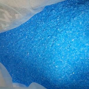 Sulfate de cuivre cristallin bleu de qualité industrielle 98% / Sulfate pentahydraté 98% CAS 7758-99-8 - Product Image 5