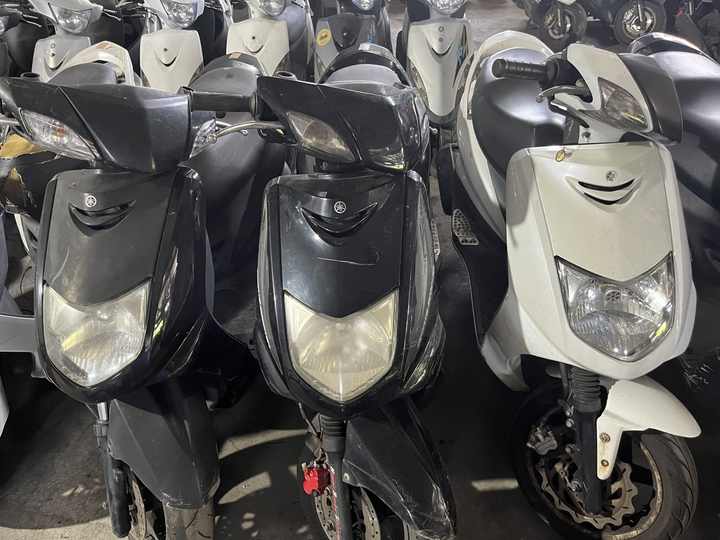 Used Motorcycles and Petrol Scooters Second Hand Motorcycles for Export From Taiwan