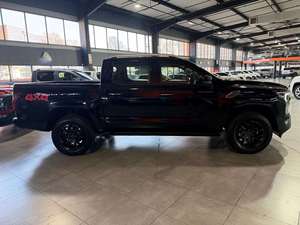 Tout nouveau Foton Tunland V7 DC 4X4 VLX Noir Double Cabine Diesel Euro4 Conduite à Droite 2026 - Product Image 2