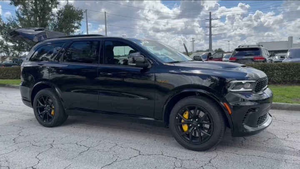 Dodge Durango SRT 392 2024 Usado en Excelentes Condiciones, Volante a la Izquierda, Asientos de Cuero, Cámara Trasera, Euro IV, Pantalla Táctil - Product Image 4