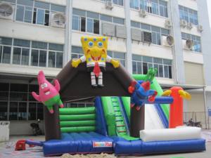 Agua Inflable de Bob Esponja para Diversión Acuática Infantil, Escalada y Toboganes - Product Image 3