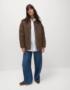 Chaqueta de invierno cálida acolchada marrón para mujer con cremallera abrigo corto de invierno a la moda personalizado para clima frío - Product Image 6