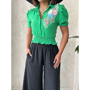 Chemisier boutonné Topshow pour femme, vert pistache, 100 % lin, avec détail floral sur la poitrine, style décontracté d'été, pour la vente en gros - Product Image 3