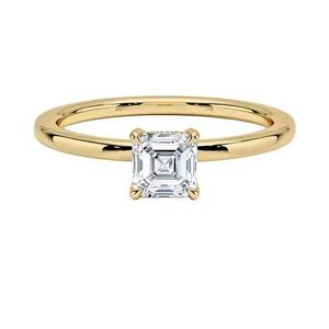 Bague en argent 925 Moissanite pour femme plaquée or jaune coupe Asscher avec des bagues en diamant uniques par Ascher - Product Image 1