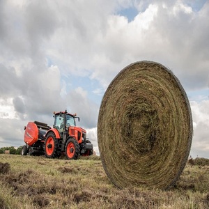 Tractor pequeño con cargador frontal retroexcavadora Kubota tractores camiones agricultura mini tractor de granja - Product Image 1