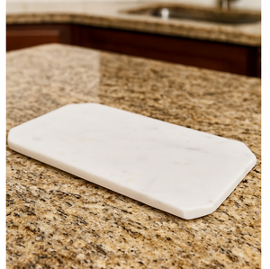 Vente en gros 100% planche à découper ronde en bois véritable ustensiles de cuisine personnalisés de l'Inde planche en pierre de haute qualité - Product Image 1