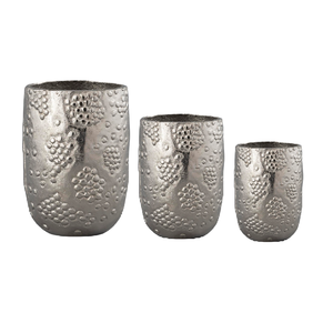 Florero de diseño vintage Premium fundido de metal Forma y tamaño personalizados Arreglos de mesa elegantes o jarrón de piso - Product Image 5