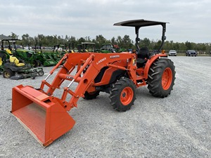 Low Noise Level Used Kubota MX5200 Tractors <b>For</b> Sale - Product Image 6