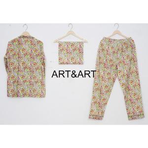 ชุดนอนผ้าฝ้ายพิมพ์ลายดิจิทัลสไตล์อินเดียสำหรับผู้หญิง ลายดอกไม้ ใส่สบาย ระบายอากาศได้ดี แห้งเร็ว สไตล์โบฮีเมียน - Product Image 4