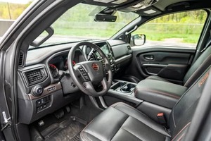 Recién Llegado: Titan Endurance Pro-4X 4x4 2023/24, Título Limpio, 3 Años de Garantía, Nuevo - Product Image 4