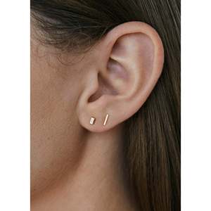 Naomi Diamond Baguette <b>Stud</b> <b>Earrings</b> - Product Image 3