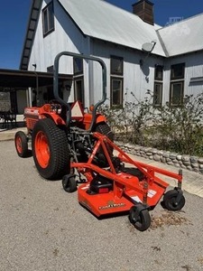 Tracteur à chenilles 45 CV L2050 de 1993 avec moteur, boîte de vitesses et pompe - Product Image 5