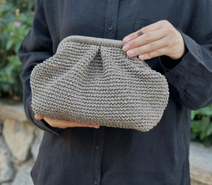 กระเป๋าคลัทช์ขนมิงค์, กระเป๋าคลัทช์ถักจากฟาง - Product Image 1
