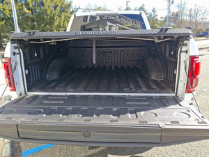 FORD F-150 RAPTOR SUPERCREW 4WD USADO, Volante a la Izquierda/Derecha - Product Image 2