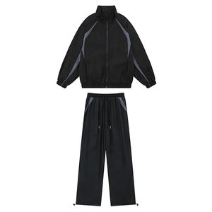 Conjunto Cortavientos Más Vendido, Conjunto Deportivo Cortavientos de Nailon de Alta Calidad con Franja Reflectante, Chándal Personalizado para Hombre 2026 - Product Image 3