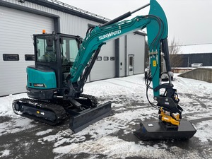 Excavatrice sur chenilles Sunward SWE35UF, mini-excavatrice de 3,5 tonnes, excavatrice hydraulique compacte à vendre - Product Image 2