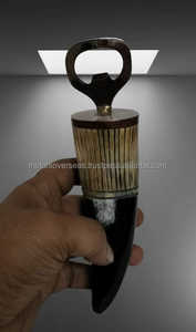 Venta al por mayor de abrebotellas de acero inoxidable hecho a mano y cuerno con logotipo personalizado diseño redondo moderno-Marca de metal en el extranjero - Product Image 2