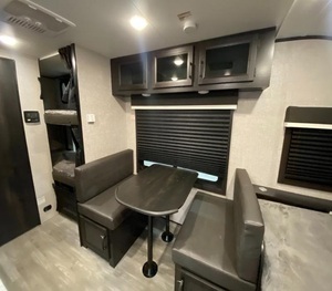 Usado, Jayco Jay Feather Micro 171BH del 2022, listo para vender. - Product Image 1