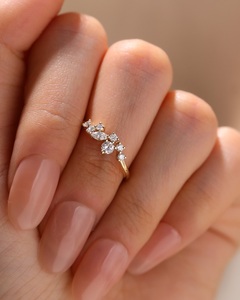 Anillo de racimo de moissanita de corte redondo de 2mm | Marquesa y banda de acento redondo | Joyería fina de Boda nupcial de oro y plata OEM - Product Image 5