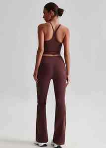 Conjunto de ropa de gimnasia de dos piezas para mujer, camiseta sin mangas y mallas, conjunto de Fitness, ropa de entrenamiento OEM personalizada para mujer, Yoga Se - Product Image 2