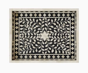 ถาดเสิร์ฟเรซิน MDF สีดำและสีขาวขนาดใหญ่ถาดฝังกระดูกลายดอกไม้สไตล์วินเทจสำหรับตกแต่งบ้าน - Product Image 1