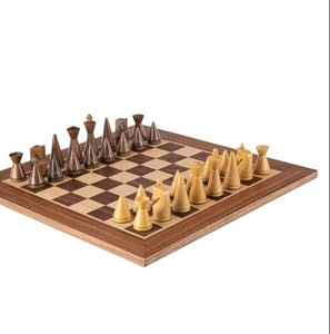ชุดหมากรุกไม้มันวาวพกพาสะดวกพร้อมชิ้นสำหรับผู้ใหญ่สำหรับเด็ก - Product Image 6