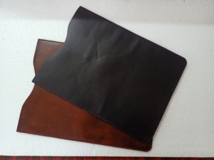 Produit de revente et de promotion de manches en cuir de buffle noir et marron sur mesure fabriqué à partir de PP - Product Image 2