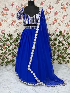 Lehenga de Georgette Suave Estilo Mariposa de Boutique India con Hermoso Trabajo de Lámina y Espejo, Ideal para Fiestas y Bodas, el Más Vendido, Ropa Festiva Moderna para Mujer - Product Image 5