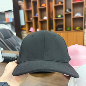 Gorra de Golf de Diseño ODM con Marcador de Bola Magnético, Gorra Funcional e Innovadora para Tiendas de Golf Profesionales y Empresas - Product Image 4