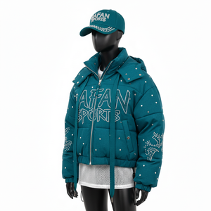 Veste matelassée de luxe pour femmes, tissu en polyester de haute qualité, panneaux matelassés turquoise, strass thermocollés, logo personnalisé, veste matelassée pour femmes - Product Image 4