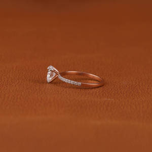 Bague de fiançailles élégante et luxueuse pour femme, classique, en forme de cœur, diamant de laboratoire taillé en forme de cœur, 1,0-1,2 TCW, or rose 18 carats, certifié IGI, pavé - Product Image 2