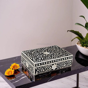 Nuevo joyero de diseño moderno con incrustaciones de hueso para mantener el anillo del collar disponible a precio mayorista de AALIYAN IMPEX - Product Image 3