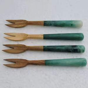 Juego de esparcidores de queso de acero inoxidable con diseño plateado único Mango de cuerno de búfalo Herramientas para ensaladas - Product Image 6