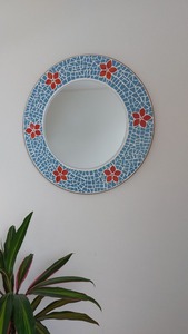Miroir mural artisanal à motif floral avec cadre métallique, couleur personnalisée classique, vente en gros, pour lavabo - Product Image 2