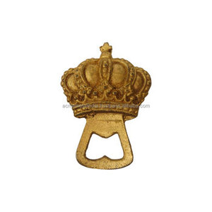 Abridor de botellas de cerveza montado en la pared en Latón chapado en oro con diseño moderno perfecto para bares caseros y artículos elegantes de suministros para bodas - Product Image 5