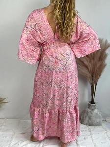 เดรสแม็กซี่ทรงเอลีชาแฟชั่นของผู้หญิงในชุดเดรสลำลองสีกุหลาบแดงเหมาะสำหรับทุกโอกาส - Product Image 3