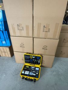 WFTK-800S 28 outils en 1 outil de câble à fibre optique à trois trous <span class=keywords><strong>Kit</strong></span> d'outils de base pour l'installation FTTH - Product Image 5
