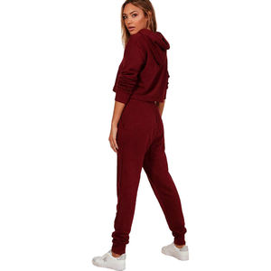 ชุดวอร์มครอปพิมพ์ลายดีไซน์ล่าสุดสำหรับฤดูหนาว สวมใส่สบาย ยั่งยืน เหมาะสำหรับเล่นกีฬา ระบายอากาศได้ดี แห้งเร็ว รับผลิตแบบ OEM - Product Image 2